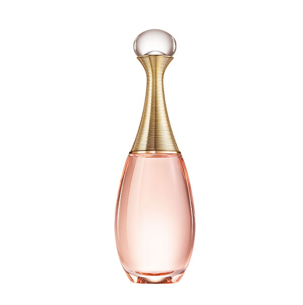 Dior J’Adore 
Eau Lumiere 
لمسة مضيئة من 
عطر J’Adore