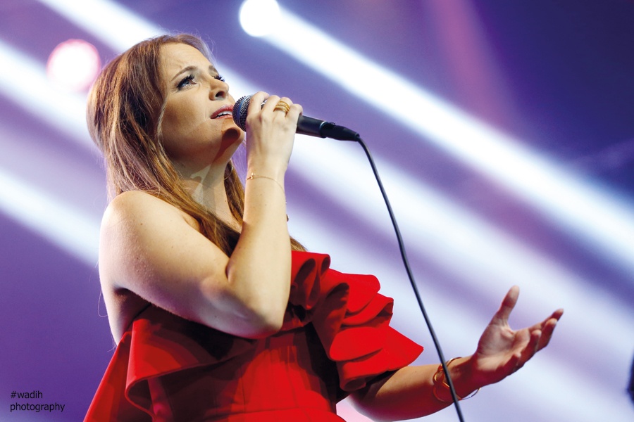 تانيا قسيس تمزج بين الحضارات على مسرح «أعياد بيروت»