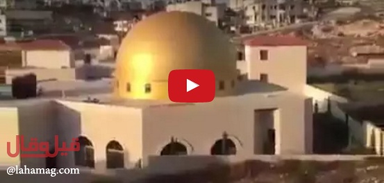 بالفيديو - مساجد فلسطينية تصدح بأغاني أم كلثوم بدلاً من الآذان!