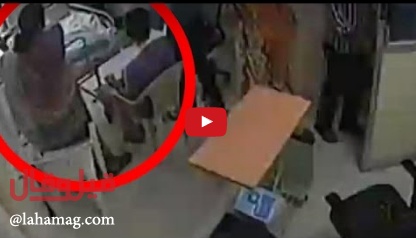 فيديو صادم - طبيبة تحاول قتل والدها المريض في المستشفى!
