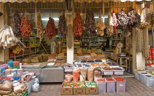 مدينة عربية تحتل المرتبة الاولى عالمياً بأفضل الأطعمة.. ما هي؟