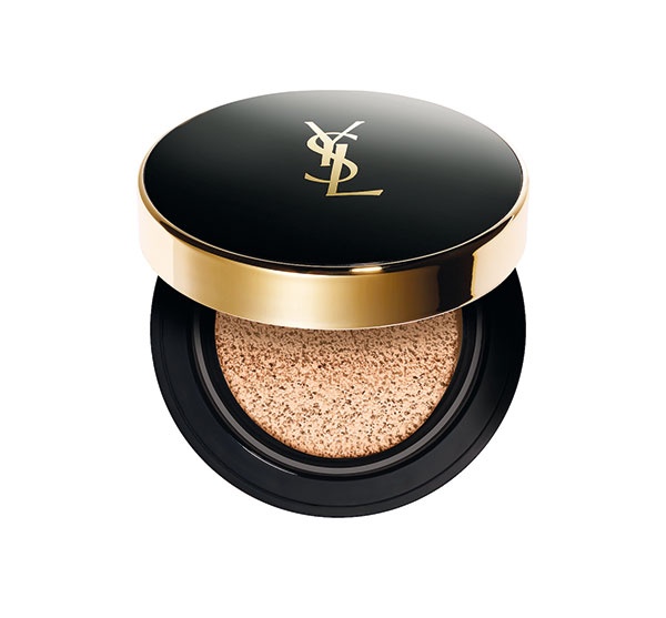 مترف Yves Saint Laurent Le Cushion Encre de Peau Cushion Foundation.