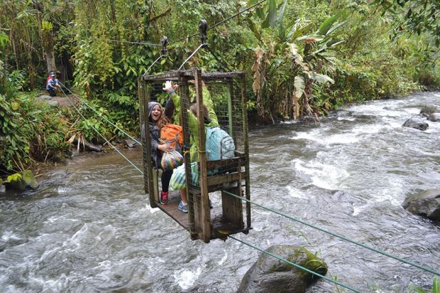 جزر غالاباغوس، الأكوادور