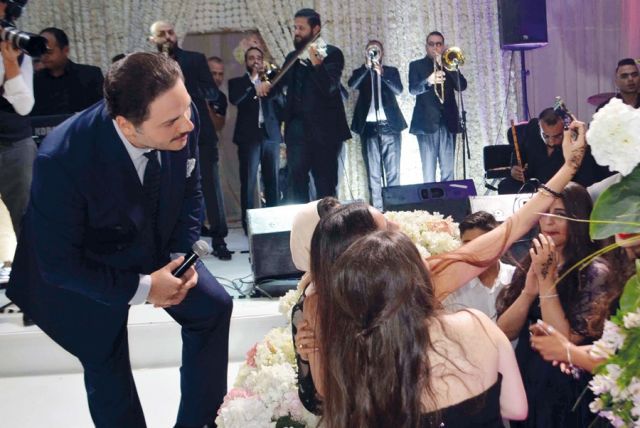 «سيلفي» مع رامي عياش
