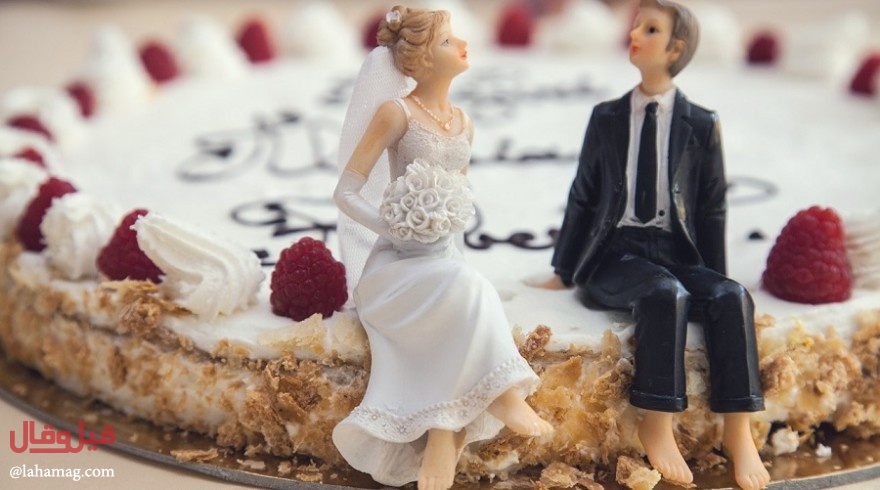 لم يتمكن من خلع فستان زفاف زوجته.. فكانت المفاجأة!