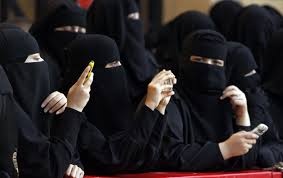 بسبب الطقاقات سعوديات يضربن عن الزواج.. اليكم التفاصيل!