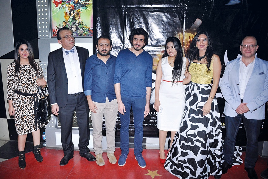 نجوم «تفاحة حوا» يحتفلون بفيلمهم بدون البطلة
