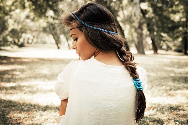 هكذا تحصلين على تسريحة عفوية!