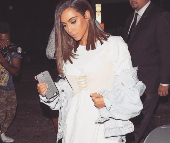 كيم كارداشيان تشاركنا أسرار جمال شعرها... لن تصدقي كم مرةً تغسله بالأسبوع