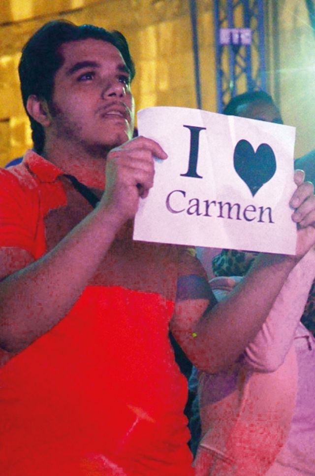 معجبو كارمن