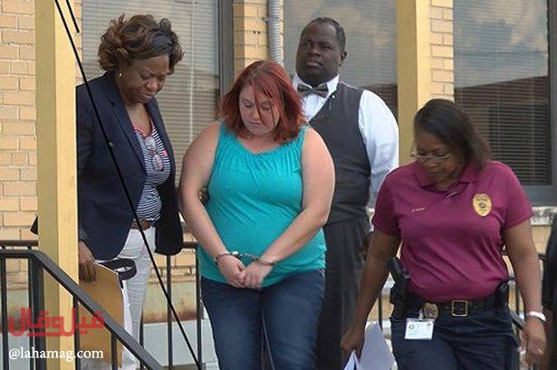 معلمة ترسل فيديو إباحياً لأحد طلابها... إليك ما حدث بعد ذلك