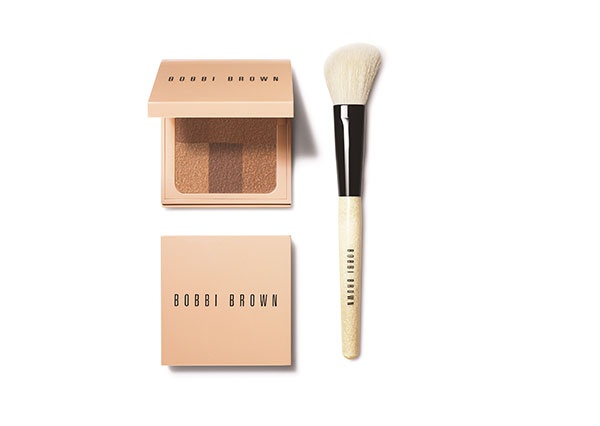 Bobbi Brown Nude Finish Illuminating Powder in Rich