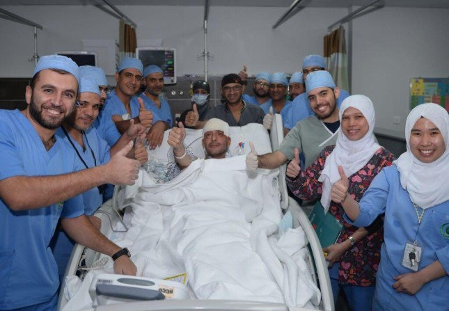 عملية استئصال الورم من مخ سوري في مكة من دون تخدير عام.. اليكم تفاصيل الجراحة الصعبة