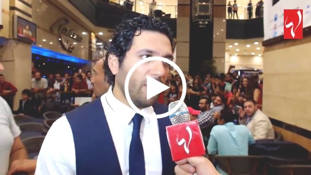 ماذا قال حسن الرداد لكاميرا لها عن علاقته بالسوشيال ميديا وكيف فاجئه الفانز؟