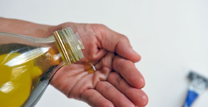 زيت الزيتون لازالة الشعر الزائد من دون اي وجع.. اليك الطريقة السحرية