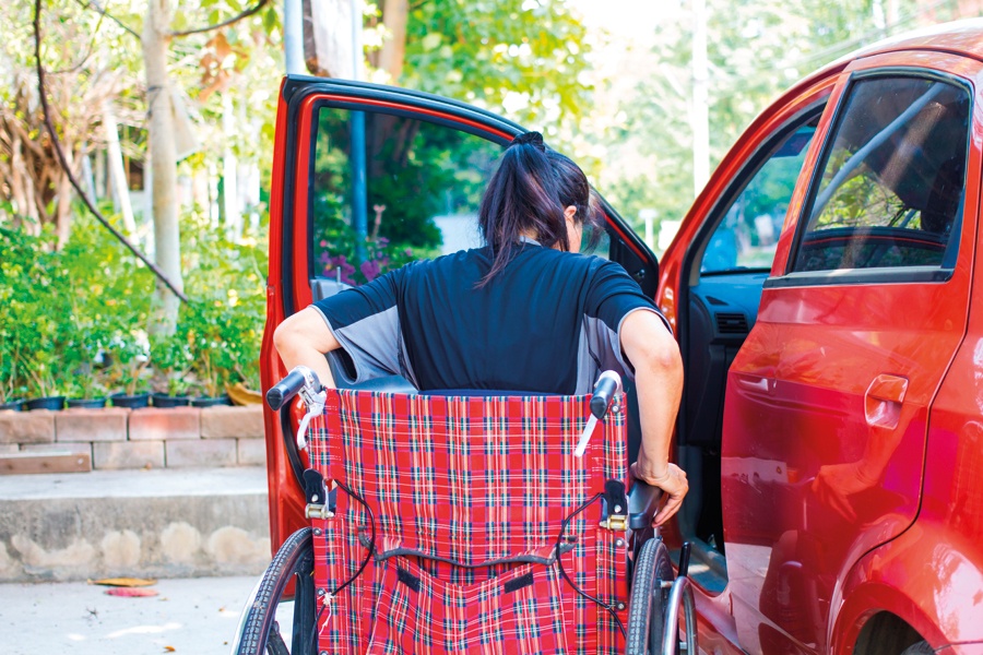 قهرن الإحباط ورفضن الاستسلام... قياديات رغم الإعاقة