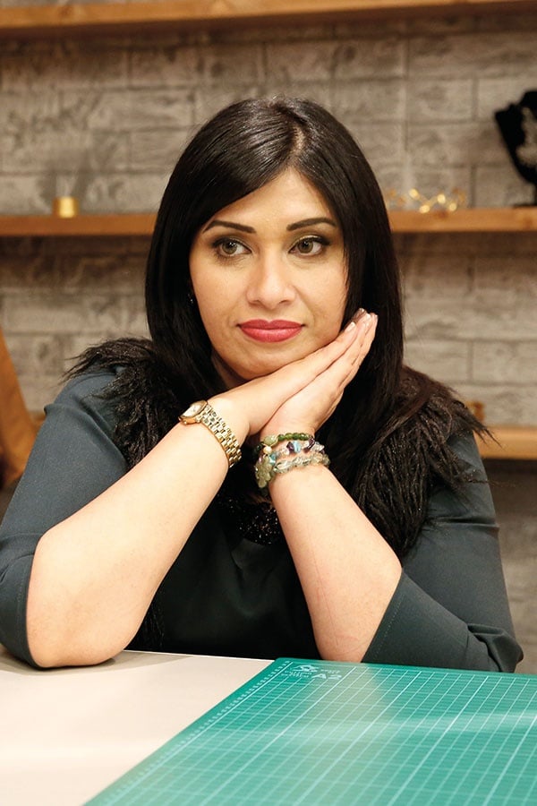 تغريد  العريض - الجنسية: بحرينية / العمر:23 سنة 