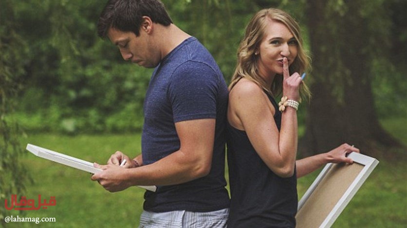 بالصور- جلسة تصوير رومنسية غيّرت مجرى حياته.. شاهدوا ماذا كشفت له زوجته؟؟