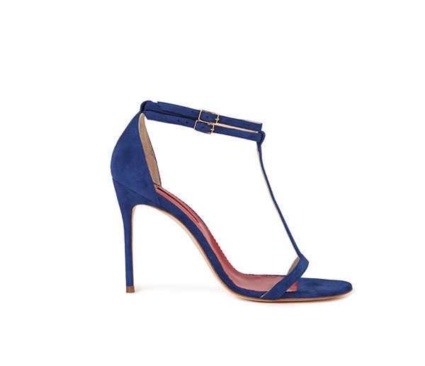 احتفال بالفنون والأزياء والموسيقى مجموعة  T54 من CH Carolina Herrera