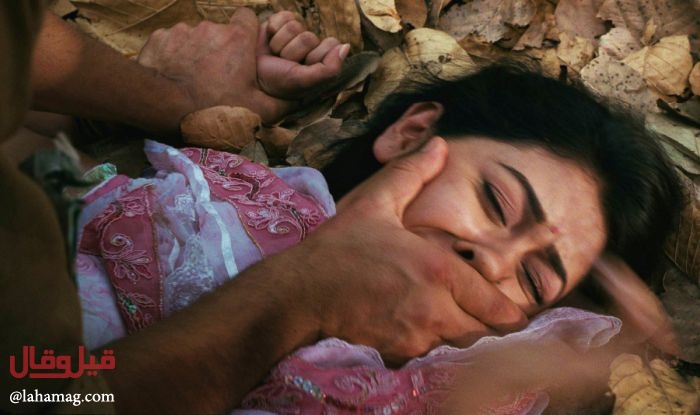فاجعة انسانية بالصور - 4 رجال اغتصبوا زوجة عربية امام اعين زوجها