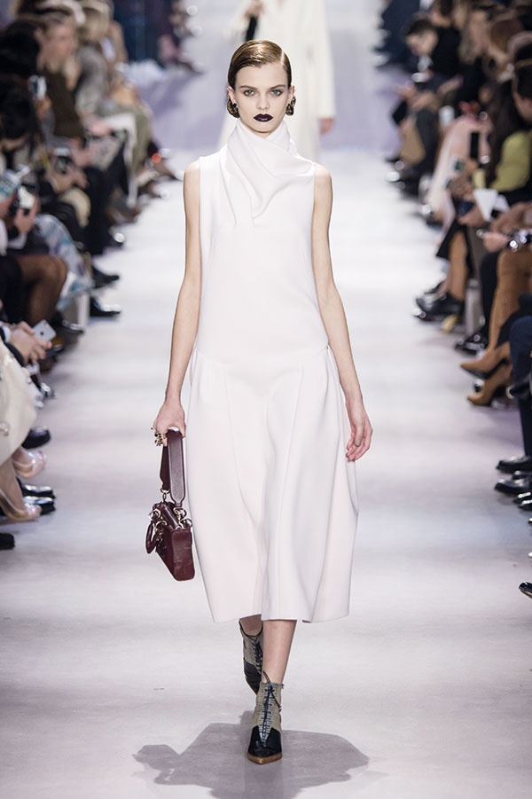 DIOR مجموعة خريف وشتاء 2016-2017 ملهمتها امرأة باريسية متمرّدة وتحب المرح