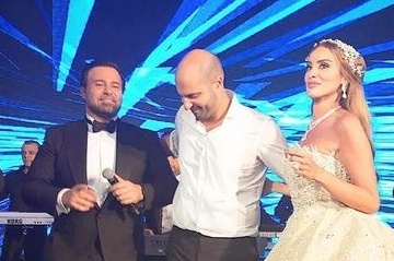 بالفيديو والصور - زفاف أسطوري لنجل وزير لبناني.. شاهدوا فستانها الرائع