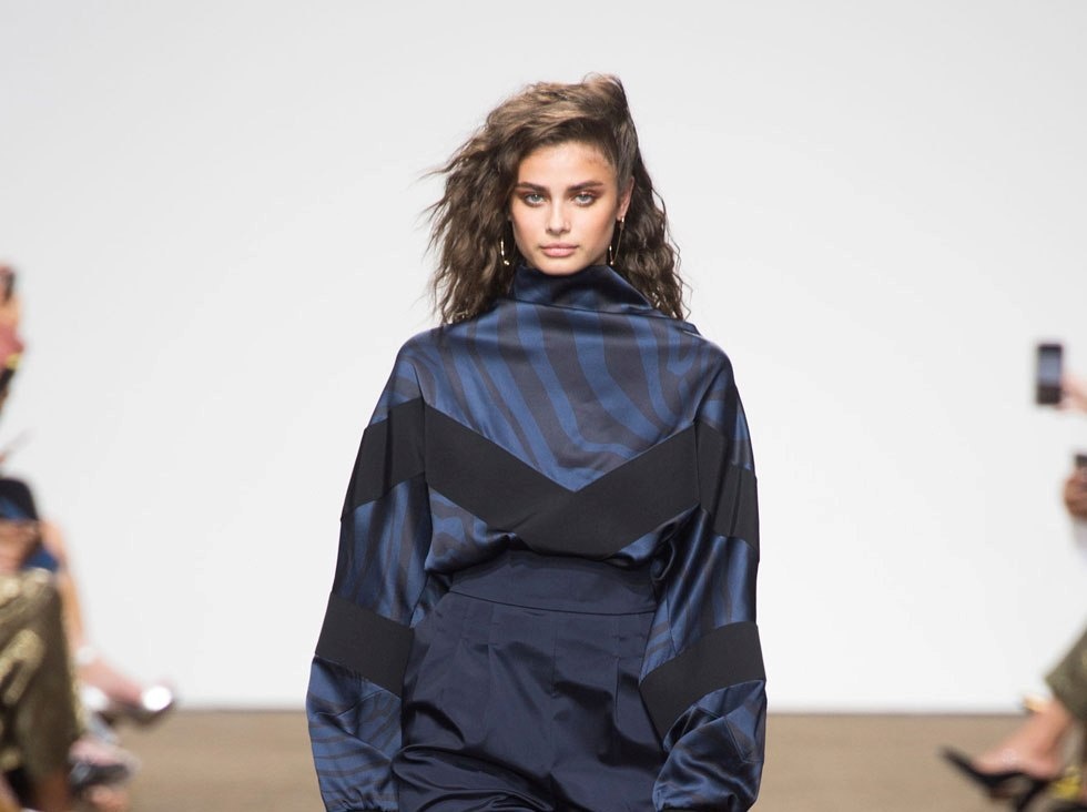 مكياج- صيحات جمالية من أسبوع الموضة في لندن... قد لا تجرئين على اتباعها!