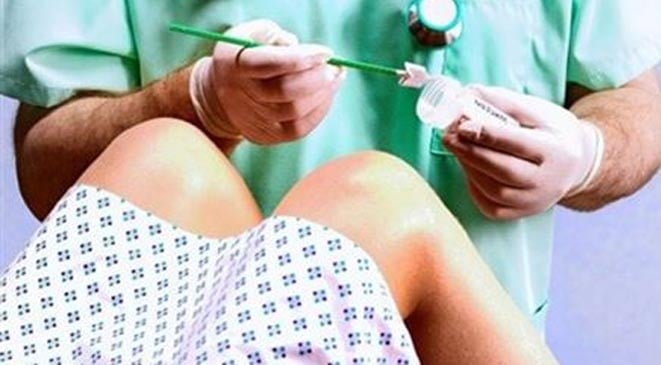 فضيحة مدوية لطبيب نسائي يرتكب جريمة بحق مرضاه.. اليكم التفاصيل