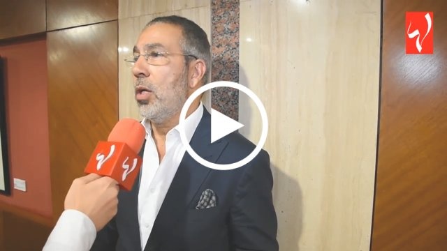 المؤلف الشهير مدحت العدل يقارن بين عمرو دياب ومحمد منير مستعيناً بديسكوهات لندن... وماذا عن رأيه في محمد رمضان؟