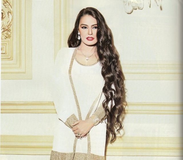 بالصورة- مفاجأة شيريهان تعود للتمثيل