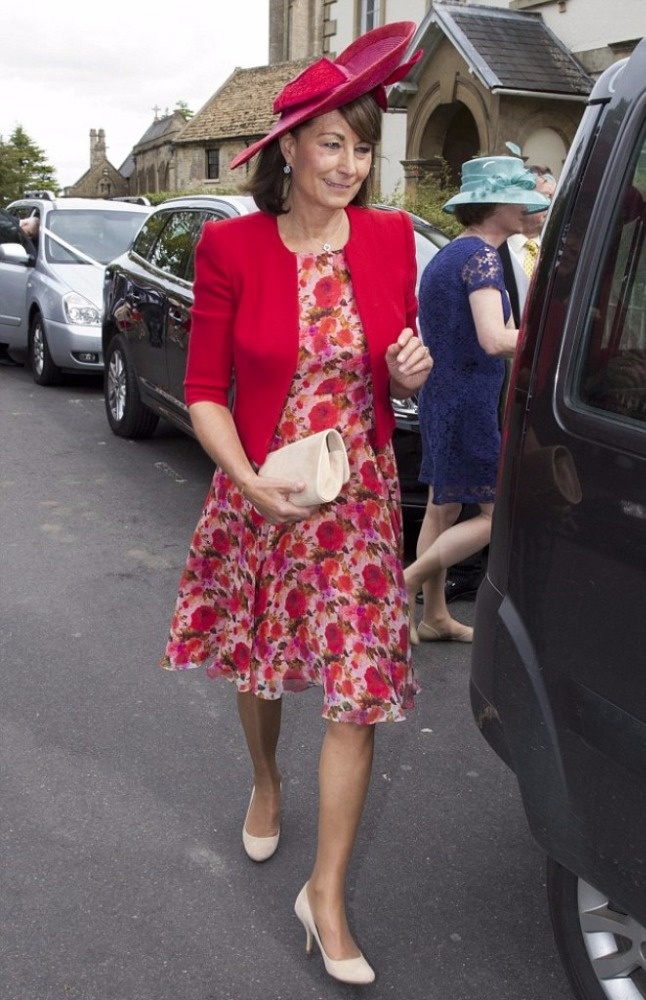 هكذا خطّطت والدة كايت ميدلتون لتصبح ابنتها زوجة الأمير