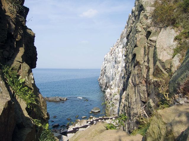 جزيرة بورنهولم، الدنمارك