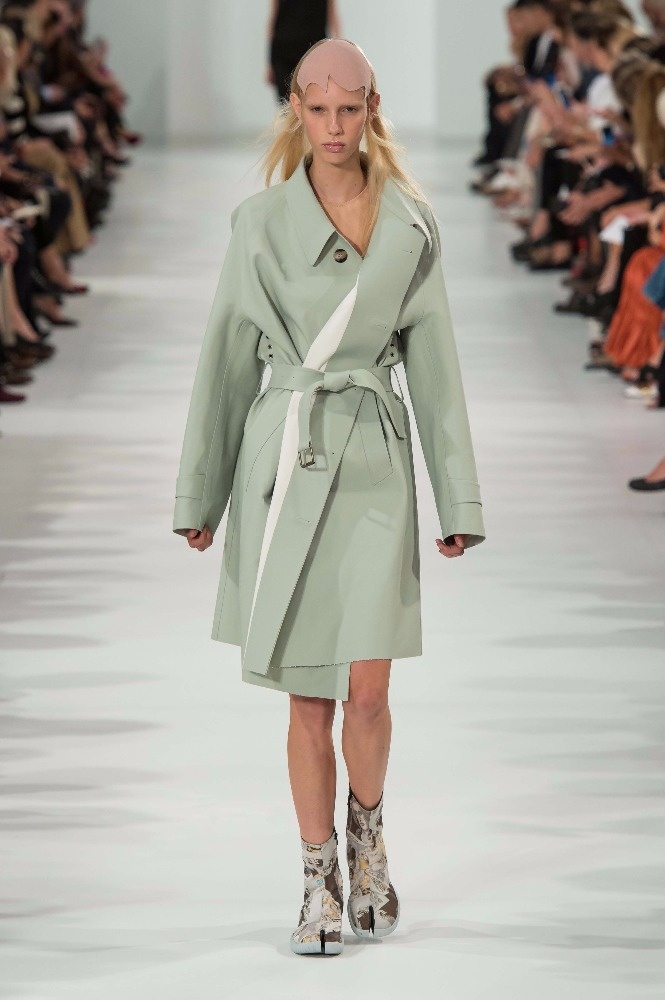 مجموعة Maison Margiela تعكس واقع الحياة