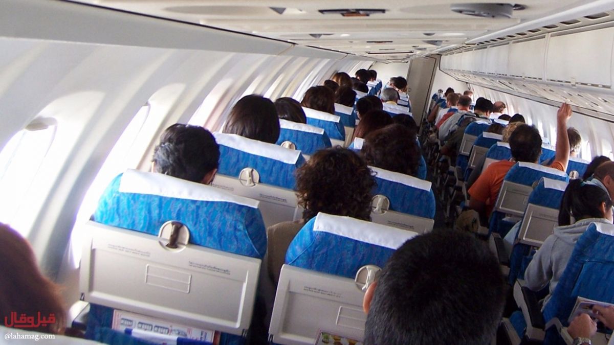 قصّة لا تُصدّق- ملعقة وعود لتنظيف الأسنان أنقذا حياة مريض على متن طائرة