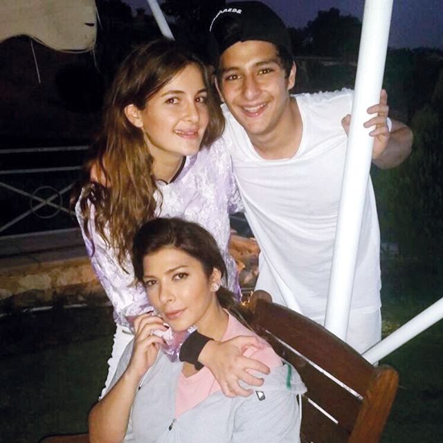 أصالة مع ولديها من ايمن الذهبي شام وخالد