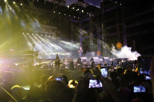 أجواء عالمية
