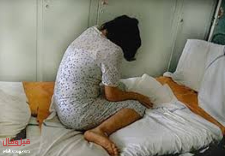 حادثة مروّعة - امرأة عربيّة تعذّب خادمة بالحرق وتُدخل مقصاً في أذنها