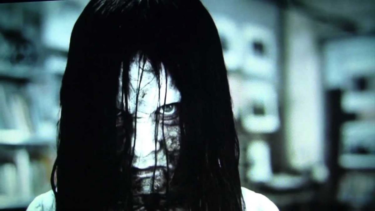 هل تذكرون فتاة فيلم The Ring... لن تصدقوا كيف اصبحت وجمالها الباهر!