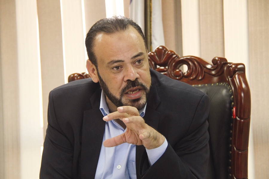 في أحدث كتبه يوضح الشاعر مسعود شومان لماذا يبكّر شعراء العامية في الرحيل؟