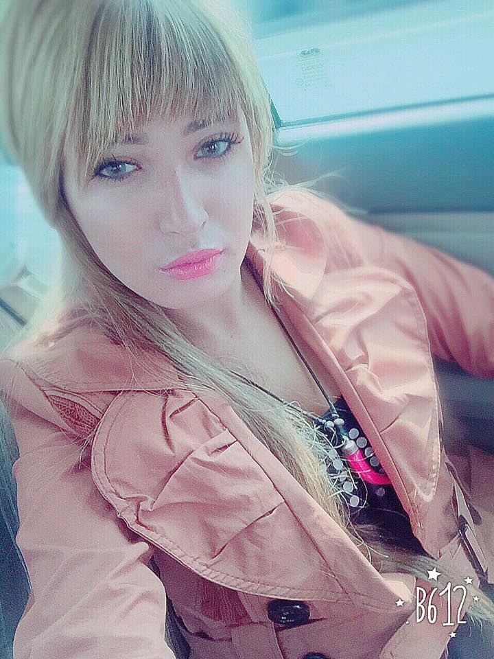 صور جريئة جداً للممثلة المصرية تنتشر بعد القبض عليها بتهمة الدعارة