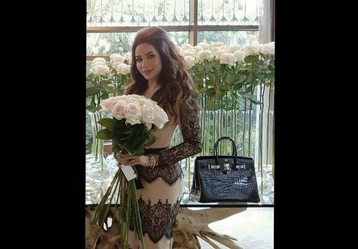 بالفيديو - لجين عمران تتلقى هدية ثمينة ومميزة.. شاهدوها