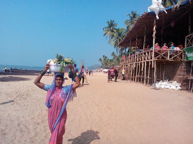 ساحل غوا في الهند... رياضات بحرية في النهار وسهر حتى شروق الشمس