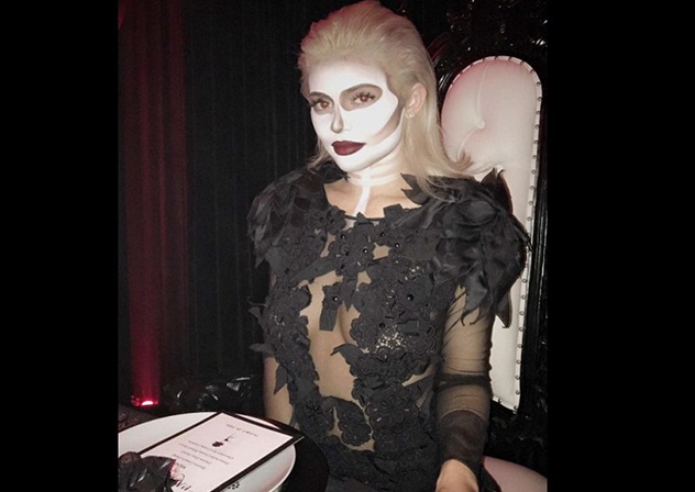 بالصور- هذا ما ارتدته أبرز النجمات العالميات في حفل هالوين Halloween ... أزياء مرعبة