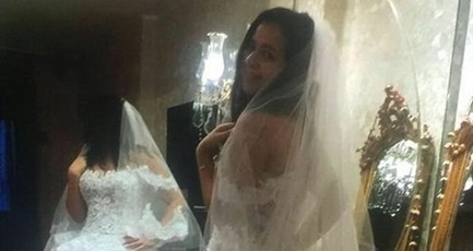 بالصور - شاهدوا ايمي سمير غانم في غرفتها بعد انتهاء حفل زفافها