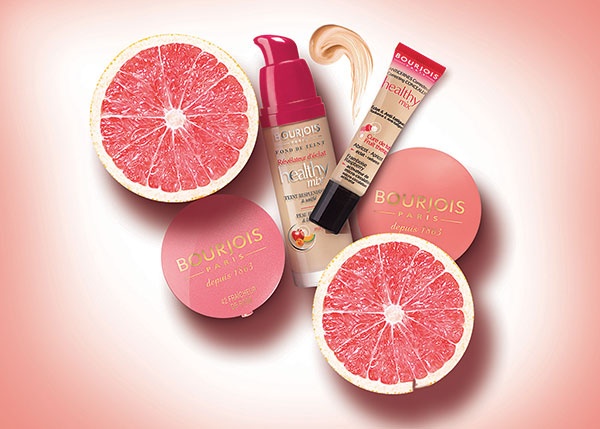 إطلالة منتعشة في 3 خطوات مع Bourjois