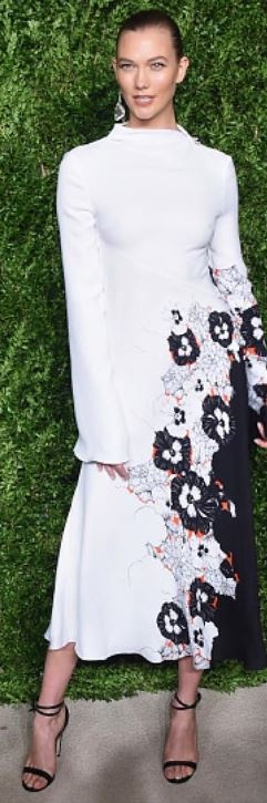 Karlie Kloss in Prabal Gurung