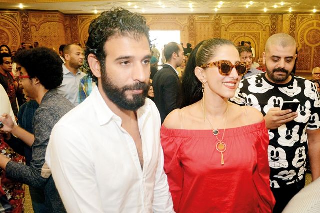 حنان مطاوع وزوجها
