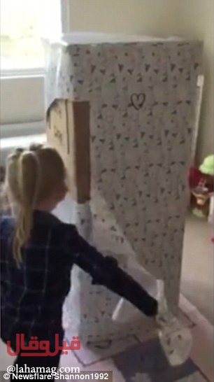 بالفيديو - طفلة تتلقى أغرب هدية في عيد ميلادها.. شاهدوا ردّ فعلها!