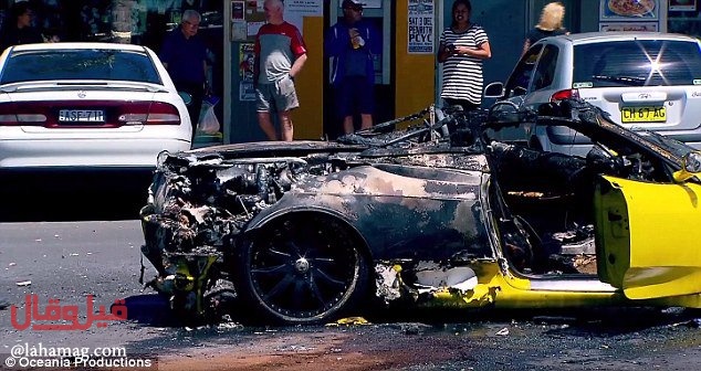 بالفيديو - لحظة إحتراق سيارة فيراري ثمنها 180 ألف دولار!