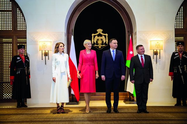 الملكة رانيا وسيدة بولندا الأولى في جولة في «متحف الأطفال» في عمّان